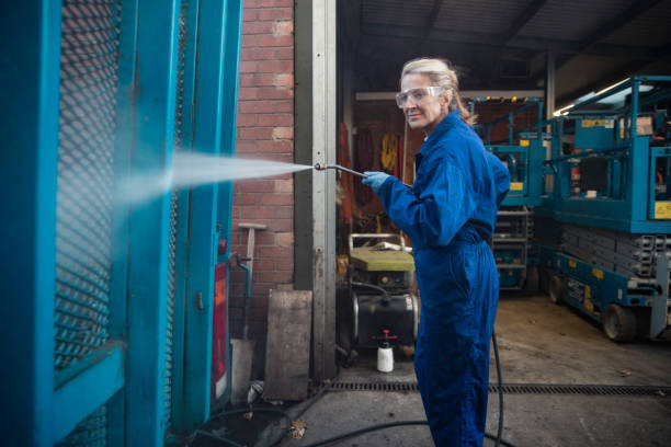 Best Animal Enclosure Cleaning  in Bonnie Brae, IL